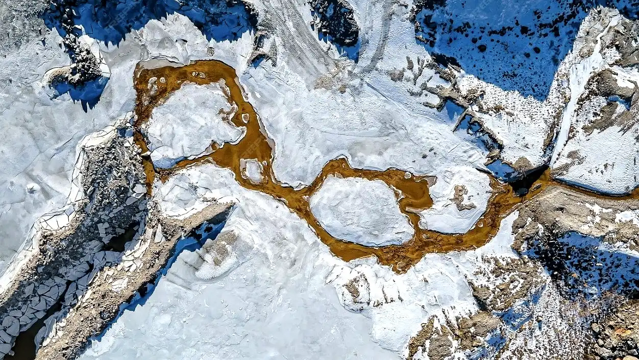 Что говорят сотни новых землетрясений о леднике Судного дня