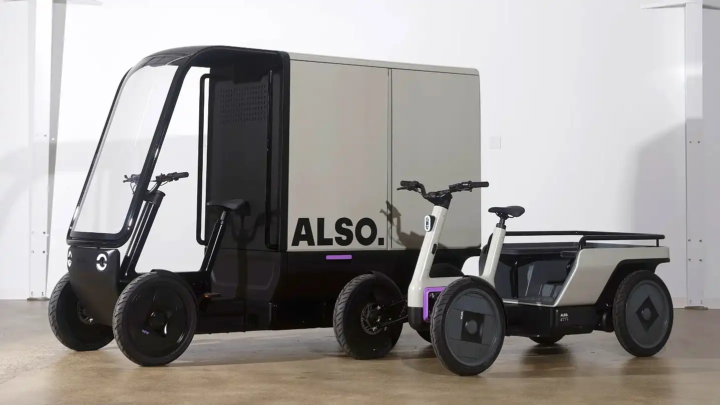Гибрид грузового велосипеда и компактного фургона с электроприводом и педалями